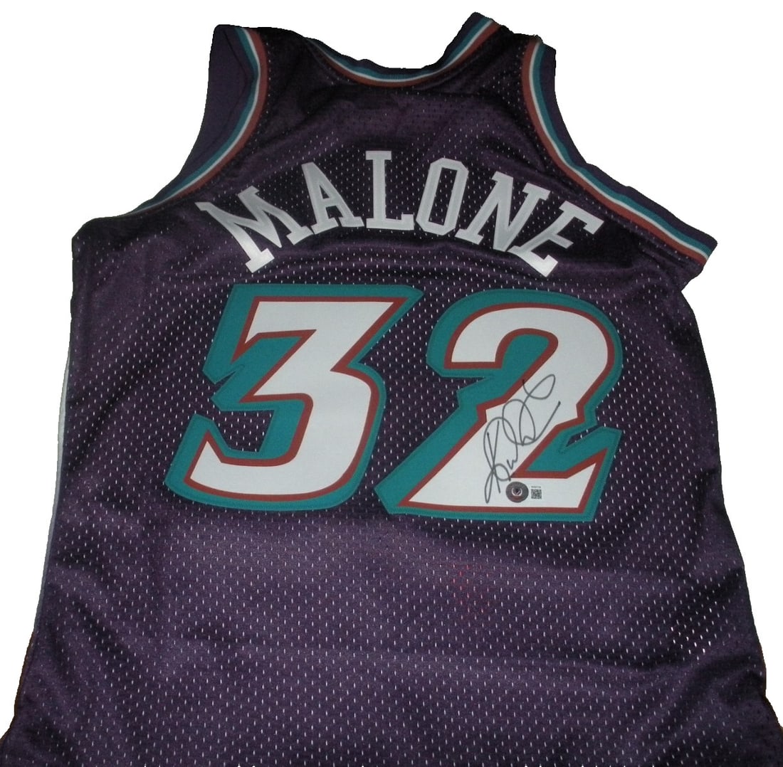 KARL MALONE UTAH JAZZ AUTHENTIC SIGNED MITCHELL & NESS JERSEY (1 of 3)