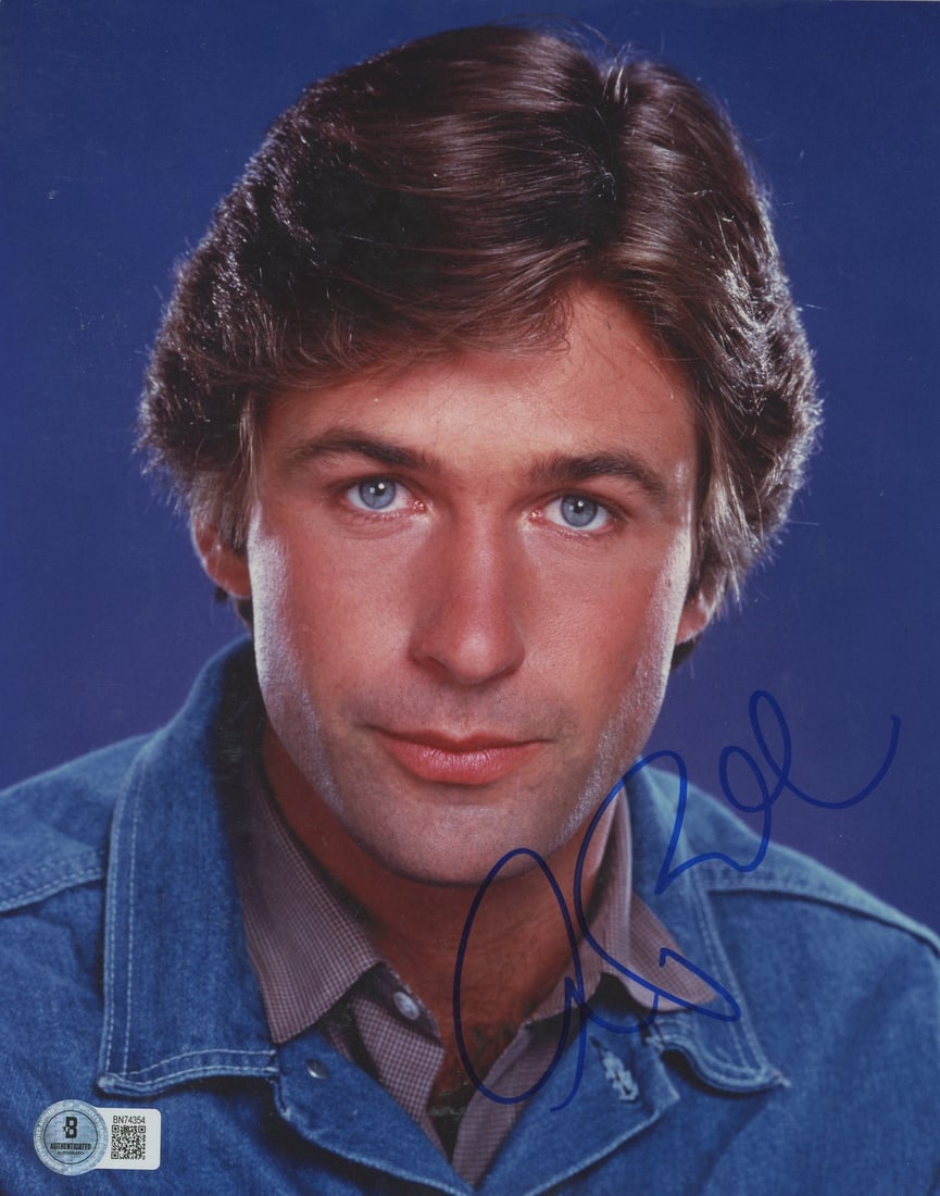 Alec Baldwin Signed 8x10 Photo Glengarry Glen Ross BAS Certified: Alec Baldwin Signed 8x10 Photo Glengarry Glen Ross BAS Certified This stunning 8x10 photograph of Alec Baldwin from the iconic film "Glengarry Glen Ross" is an authentic piece of cinematic memorabilia