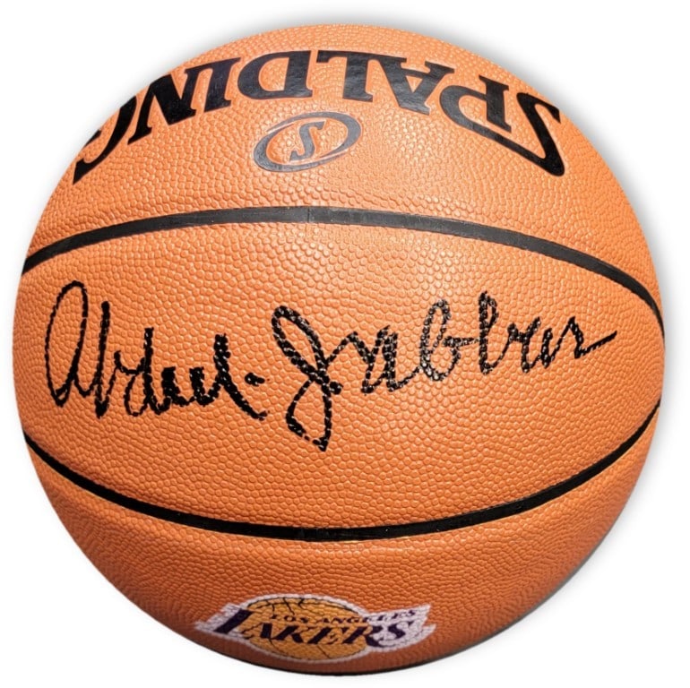 Kareem Abdul-Jabbar Signed Lakers Logo Basketball PSA/DNA Authenticated: Kareem Abdul-Jabbar Signed Lakers Logo Basketball PSA/DNA Authenticated This authentic basketball features the legendary autograph of Kareem Abdul-Jabbar, one of the greatest players in NBA history. I