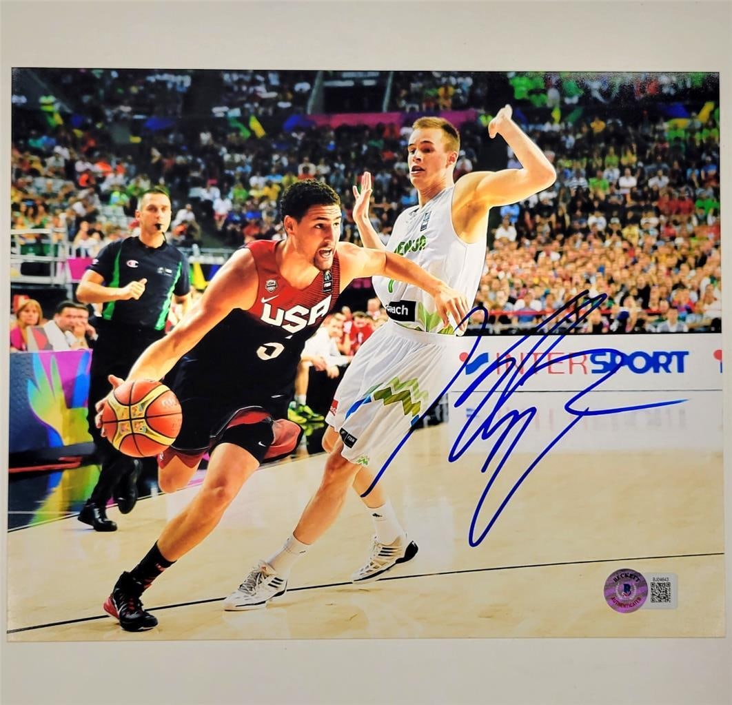 Klay Thompson Signed Team USA 8x10 Photo Beckett Authenticated: Klay Thompson Signed Team USA 8x10 Photo Beckett Authenticated Celebrate Klay Thompson's basketball legacy with this original signed Team USA 8x10 photo. Featuring a stunning image of Thompson in acti