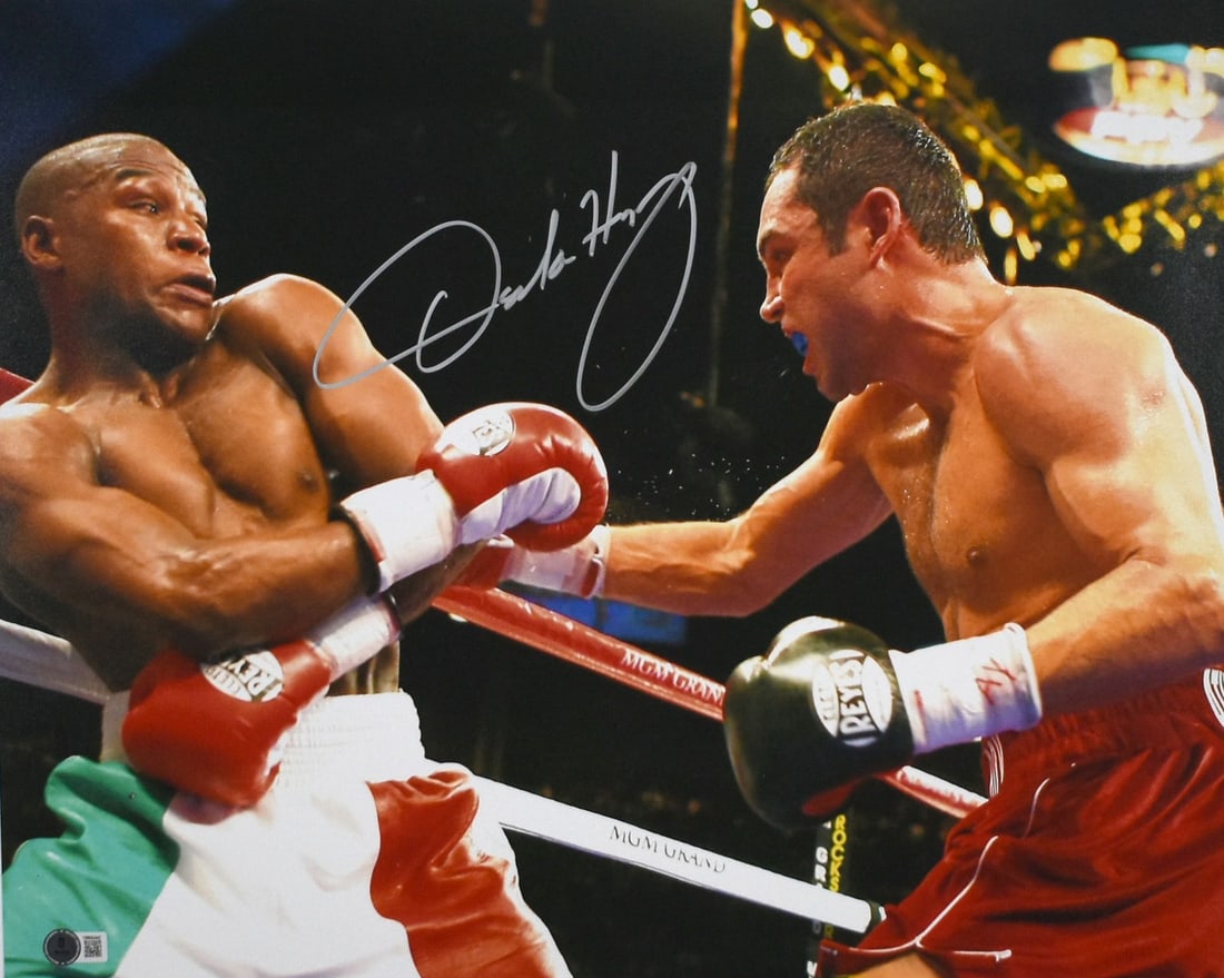Oscar De La Hoya Signed 16x20 Boxing Photo Beckett Authenticated (1 of 2)