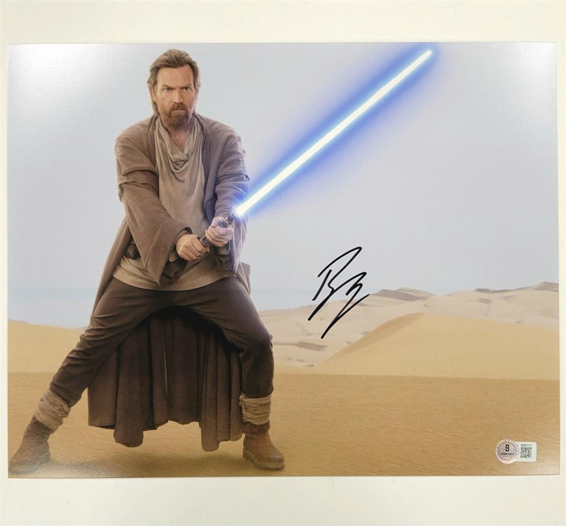 Obi-Wan Kenobi Star Wars 11x14 Photo Signed by Ewan McGregor Beckett Authenticated: Obi-Wan Kenobi Star Wars 11x14 Photo Signed by Ewan McGregor Beckett Authenticated This is an original 11x14 inch photograph featuring Ewan McGregor as Obi-Wan Kenobi from Star Wars, personally signed