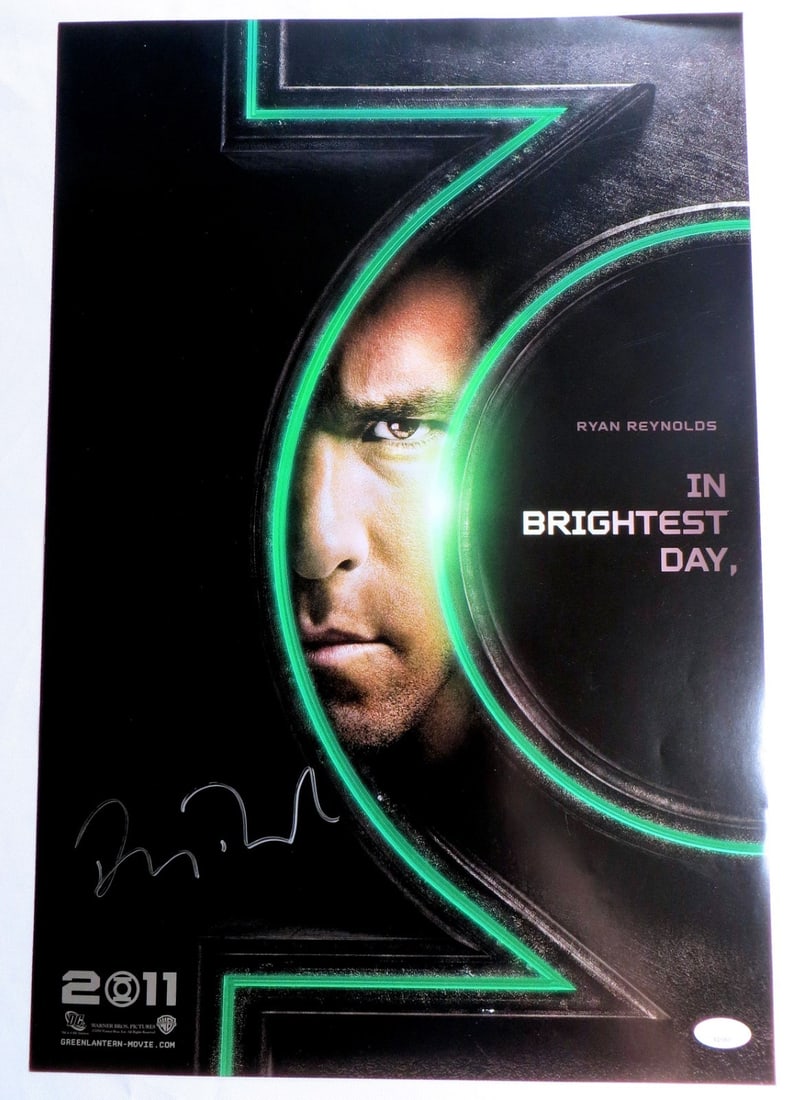 Ryan Reynolds Autographed Green Lantern Poster JSA Certified 13.5 x 19 (1 of 3)
