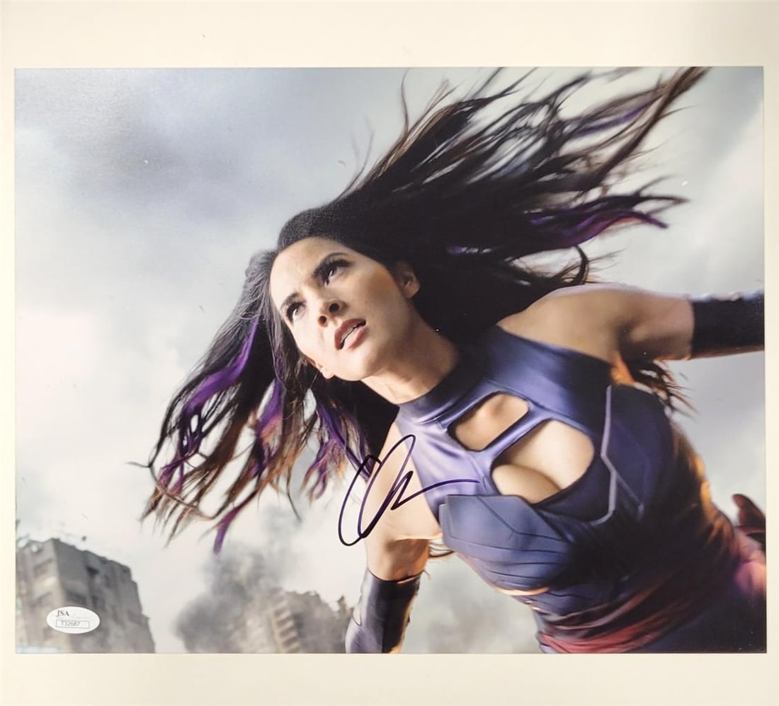 11x14 Olivia Munn Autographed Psylocke X-Men Photo JSA Authenticated: 11x14 Olivia Munn Autographed Psylocke X-Men Photo JSA Authenticated This is an original 11x14 photograph of Olivia Munn as Psylocke from X-Men, personally signed by Olivia Munn. The autograph is auth
