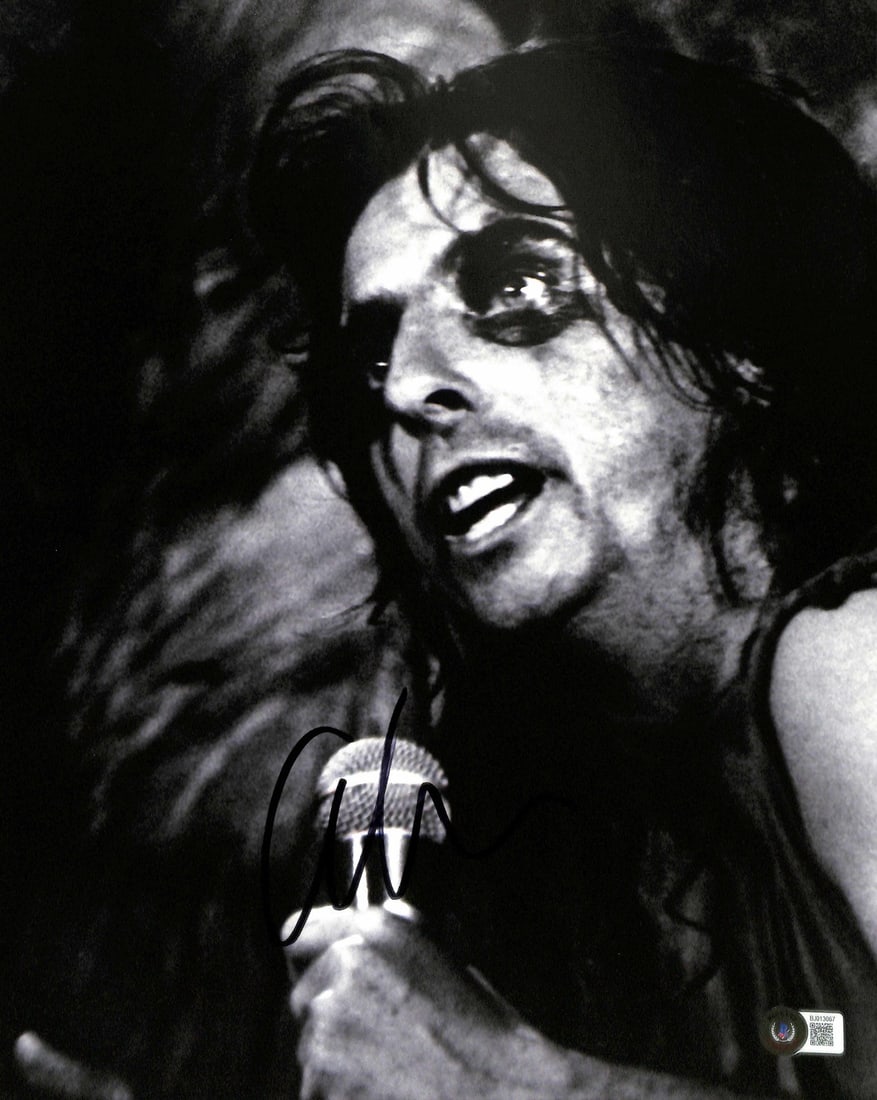 Alice Cooper Signed 11x14 Photo Beckett Authenticated Shock Rock Icon: Alice Cooper Signed 11x14 Photo Beckett Authenticated Shock Rock Icon This stunning 11x14 inch photograph captures the essence of Alice Cooper, the founding father of shock rock, known for his theatri