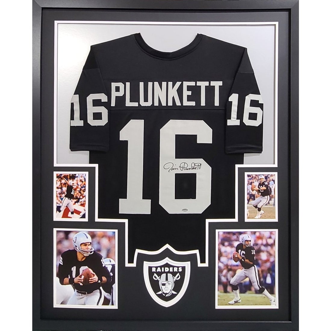 Framed Oakland Raiders Jersey Signed by Jim Plunkett with Schwartz Authentication: Framed Oakland Raiders Jersey Signed by Jim Plunkett with Schwartz Authentication This pre-owned Oakland Raiders jersey is autographed by Jim Plunkett and professionally framed. The authenticity of th