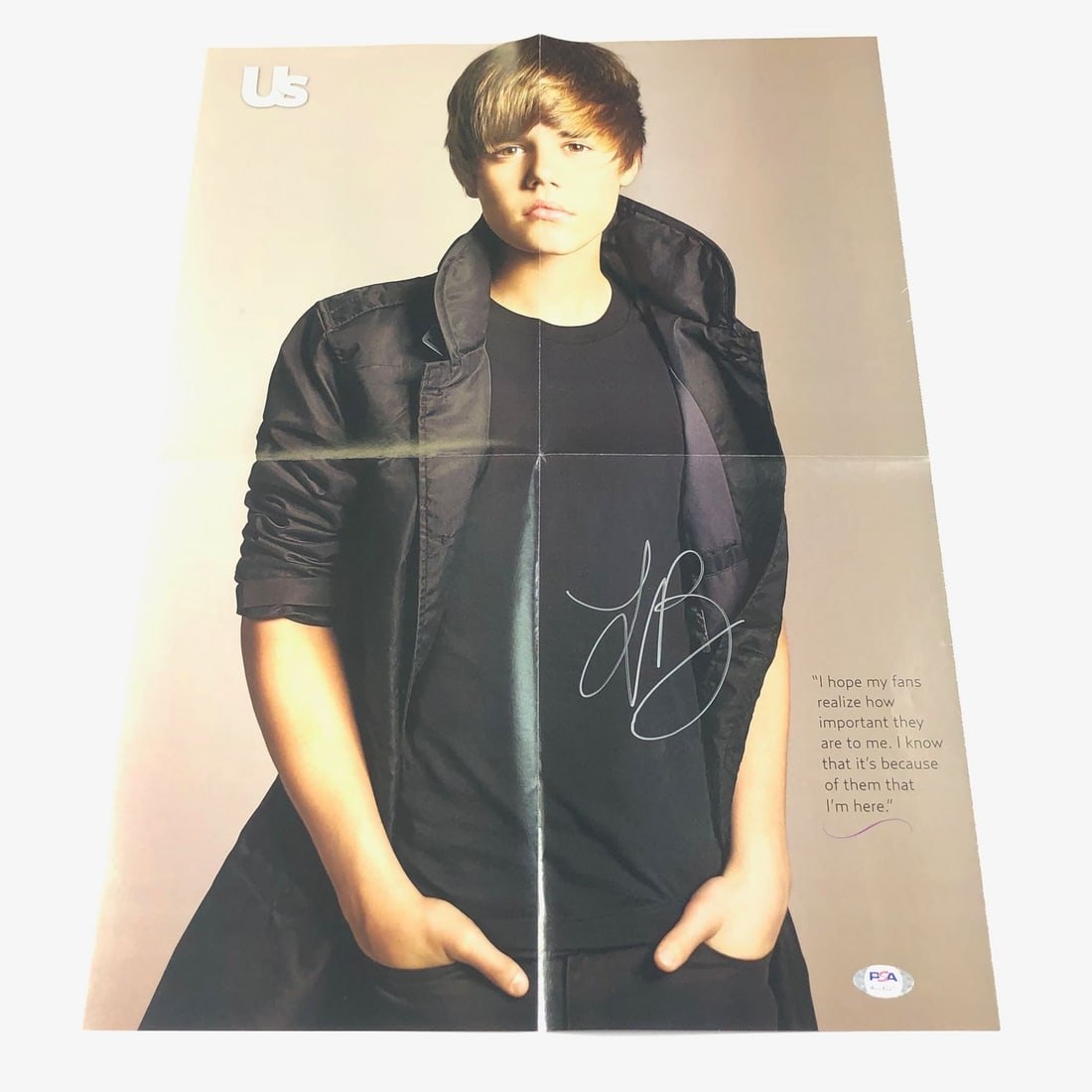 Justin Bieber Autographed 15x21 Poster PSA/DNA Certified: Justin Bieber Autographed 15x21 Poster PSA/DNA Certified This 15x21 photo features an authentic signature by Justin Bieber, verified by PSA/DNA, ensuring its legitimacy as a genuine autographed piece.