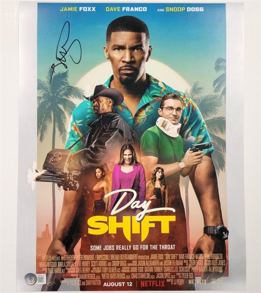 Snoop Dogg Signed Day Shift 11x14 Photo Beckett Authenticated: Snoop Dogg Signed Day Shift 11x14 Photo Beckett Authenticated This 11x14 photograph features a vibrant image from the movie "Day Shift" and is signed by the iconic rapper Snoop Dogg. The autograph has