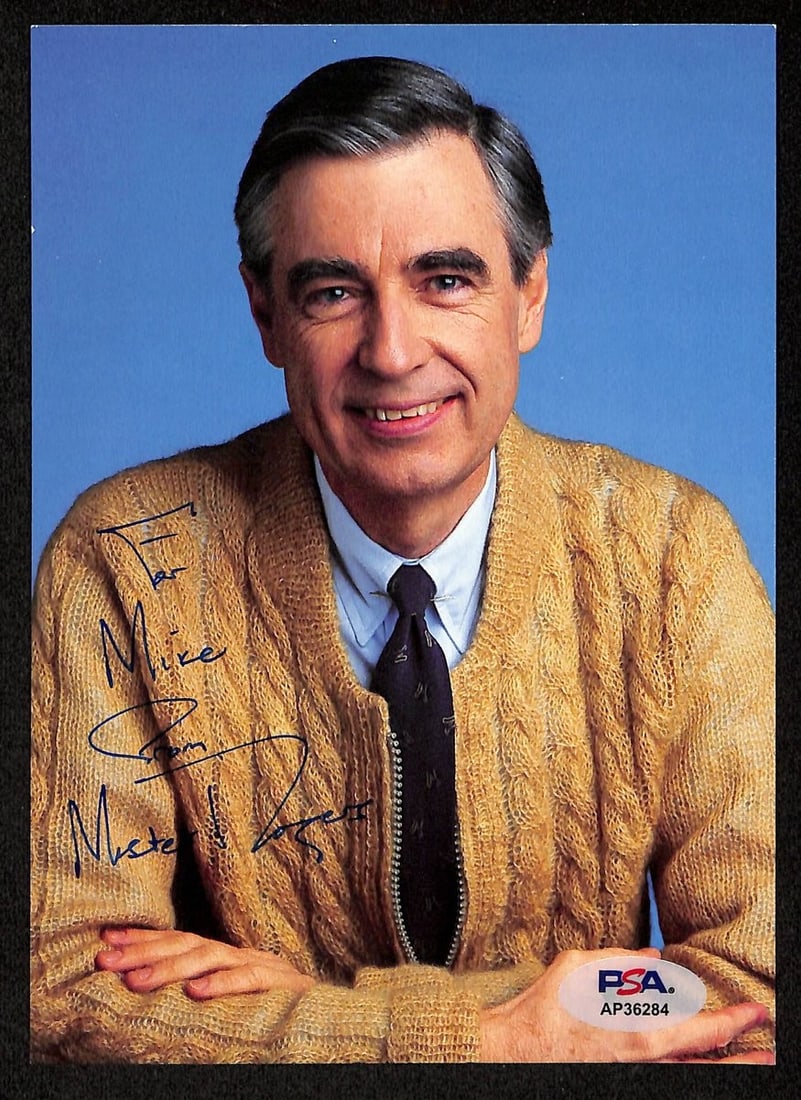Fred Rogers Inscribed 5x7 Photo Mr. Rogers PSA/DNA Authenticated (1 of 1)