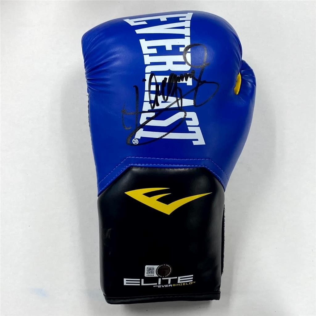 Boxing Glove Signed by Manny Pacquiao with Beckett Authentication (1 of 3)
