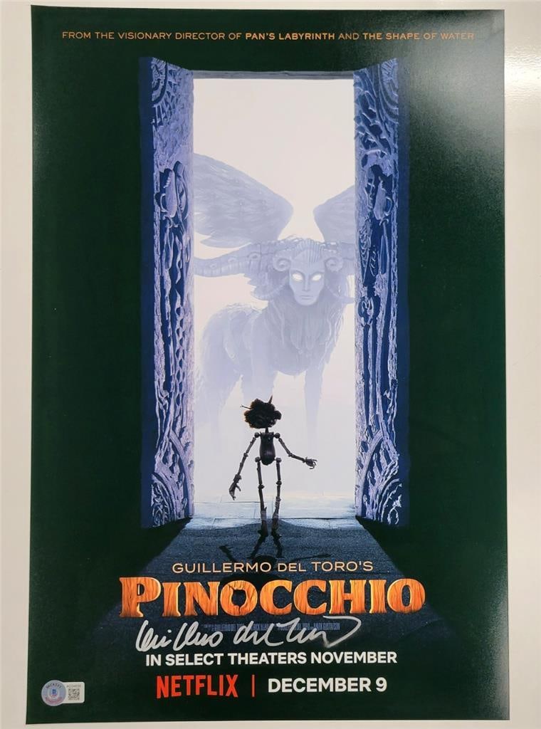 Guillermo del Toro Signed Pinocchio 12x18 Photo Beckett Authenticated: Guillermo del Toro Signed Pinocchio 12x18 Photo Beckett Authenticated This is an original 12x18 photograph poster of Guillermo del Toro's film "Pinocchio," featuring his authentic signature. The autog