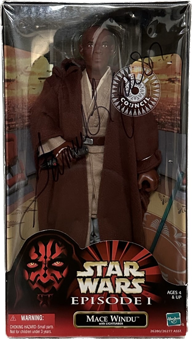 Hasbro 12 Inch Mace Windu Action Figure Signed by Samuel L Jackson Beckett Authenticated (1 of 1)