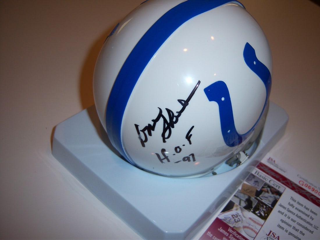 Don Shula Signed Mini Helmet JSA COA Baltimore Colts Dolphins HOF 1997: Don Shula Signed Mini Helmet JSA COA Baltimore Colts Dolphins HOF 1997 This pre-owned mini helmet is a collectible signed by legendary coach Don Shula, known for his remarkable achievements with the B