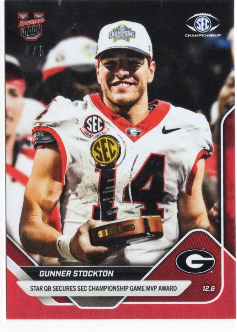 Red Foil Rookie Card Gunner Stockton Bowman U Now 2025 Georgia Bulldogs #57 /5: Red Foil Rookie Card Gunner Stockton Bowman U Now 2025 Georgia Bulldogs #57 /5 This is an original 2025 Topps Bowman U Now Gunner Stockton #57 Red Foil /5 Rookie RC football card featuring Gunner Stoc