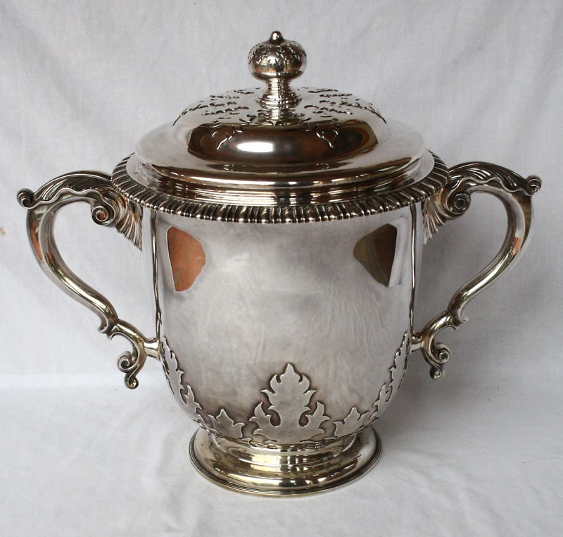 Large 1909 Sterling Silver Trophy by Thomas & Co 4328.60 gr (1 of 10)