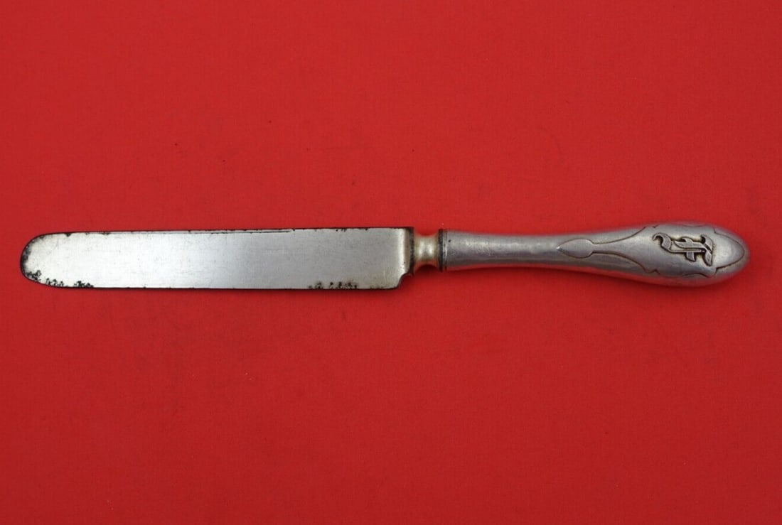 Shreve Fourteenth Century Sterling Silver Dinner Knife Blunt Blade with Monogram F: Shreve Fourteenth Century Sterling Silver Dinner Knife Blunt Blade with Monogram F Discover the elegant charm of this Fourteenth Century dinner knife by Shreve, crafted from high-quality Sterling
