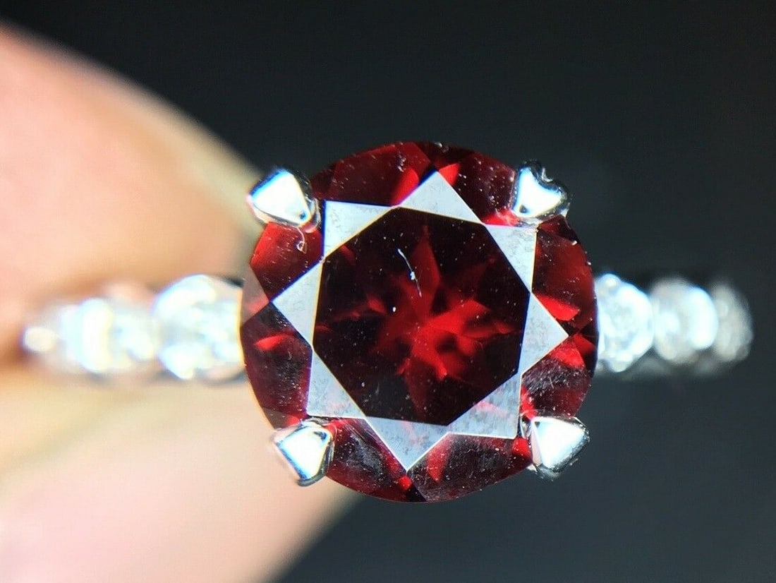 14k White Gold Garnet Ring with 6 Diamonds GIA Certified (1 of 10)