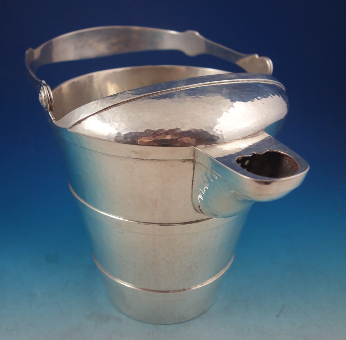 Handmade Sterling Silver 8 Pint Ice Bucket Arts and Crafts by Lebolt: Handmade Sterling Silver 8 Pint Ice Bucket Arts and Crafts by Lebolt This is a vintage Arts & Crafts style ice bucket by Lebolt, handcrafted from sterling silver with a hammered finish. The piece feat