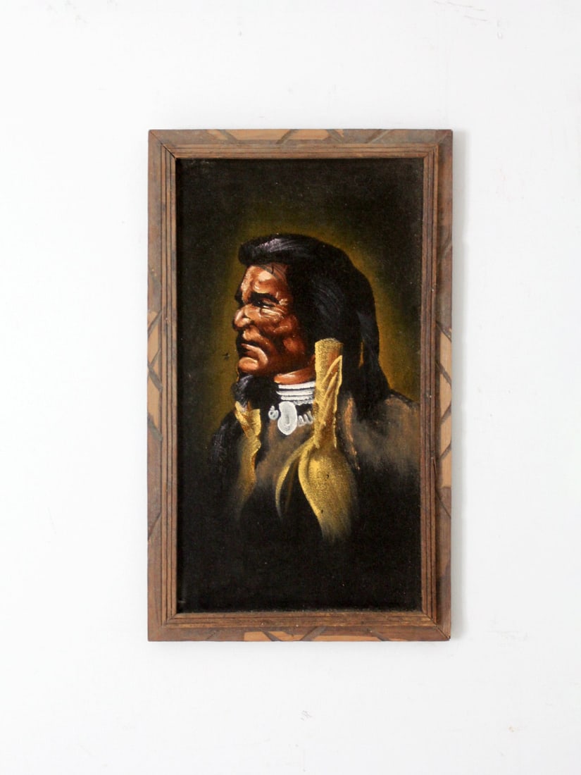 Mid 20th Century Native American Chief Velvet Painting: Mid 20th Century Native American Chief Velvet Painting This stunning mid-20th century painting features a Native American chief depicted on black velvet. It showcases rich colors in gold, brown, and g