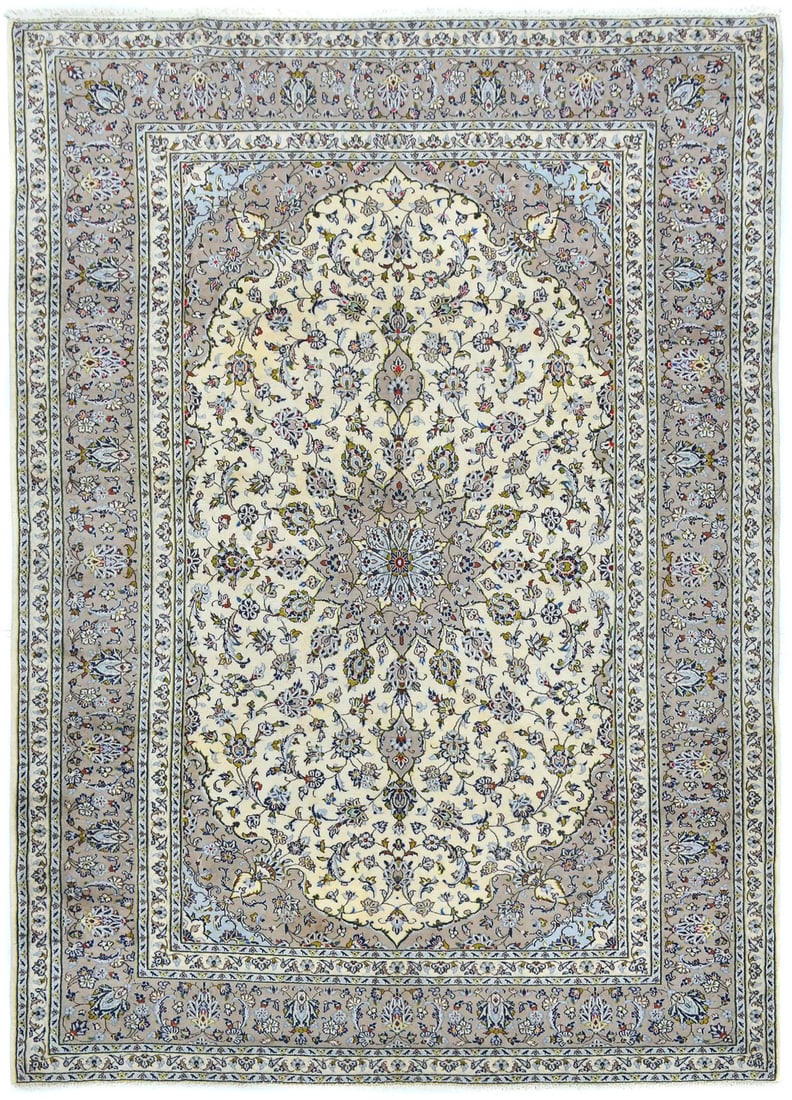 Vintage Hand-Knotted Floral Design Wool Rug 8x11 ft: Vintage Hand-Knotted Floral Design Wool Rug 8x11 ft Enhance your living space with this stunning Vintage Hand-Knotted Cream Oriental Rug, measuring approximately 7'11" x 11'4". This exquisite area rug