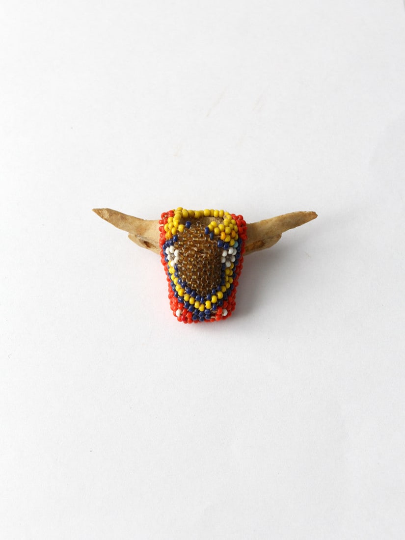 Vintage Native American Miniature Longhorn Bone Beaded Charm (1 of 5)