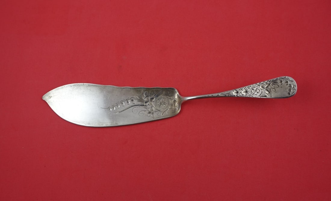 Whiting Antique Lily Engraved Sterling Silver Fish Server 10.5" (1 of 2)