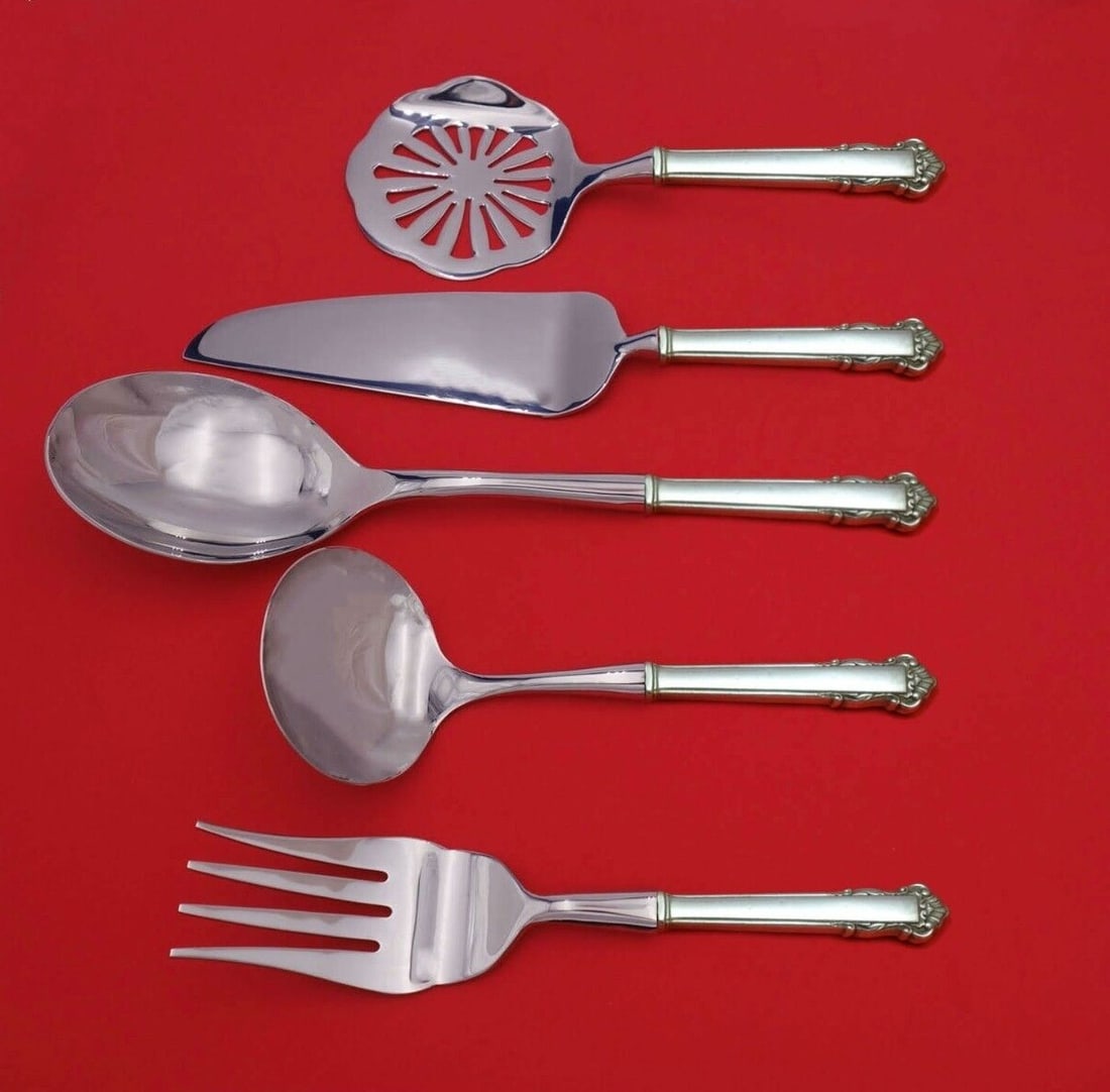 Lunt English Shell Sterling Silver 5pc Thanksgiving Serving Set: Lunt English Shell Sterling Silver 5pc Thanksgiving Serving Set Elevate your holiday dining experience with this exquisite 5-piece Thanksgiving Serving Set in the English Shell pattern by Lunt. Crafte