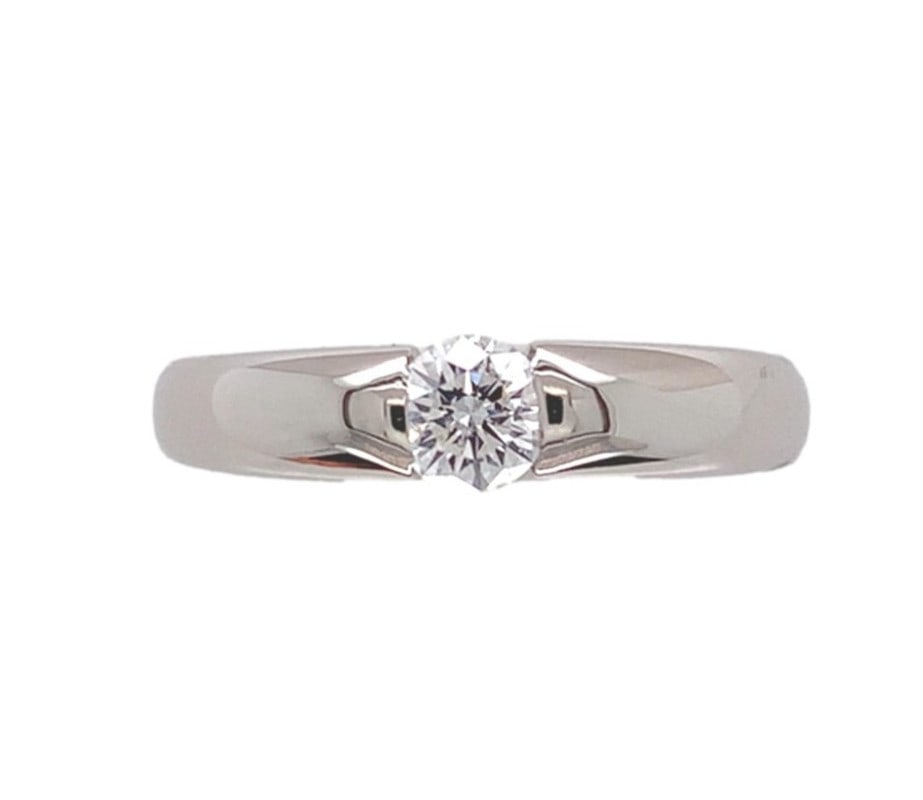 Platinum .25ct Diamond Wedding Band Ring ST English Hallmark: Platinum .25ct Diamond Wedding Band Ring ST English Hallmark This exquisite wedding band ring is crafted from high-quality platinum and features a stunning genuine natural diamond weighing approximate
