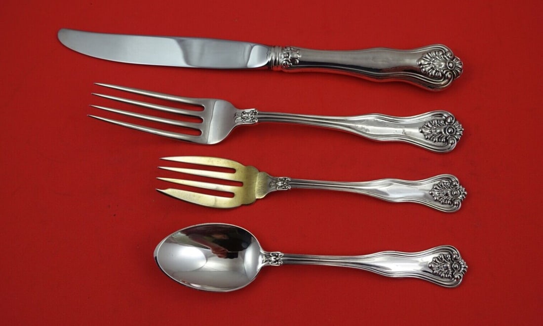 Dominick & Haff Alexandra Sterling Silver 4-Piece Dinner Set: Dominick & Haff Alexandra Sterling Silver 4-Piece Dinner Set Enhance your dining experience with this exquisite 4-piece dinner place setting in the elegant Alexandra pattern by Dominick & Haff. Crafte