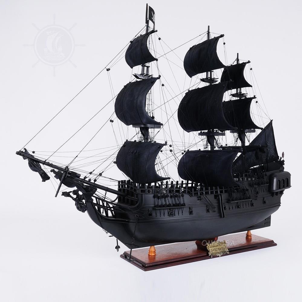 Handmade Nautical Black Pearl Pirate Ship Display Model (1 of 8)