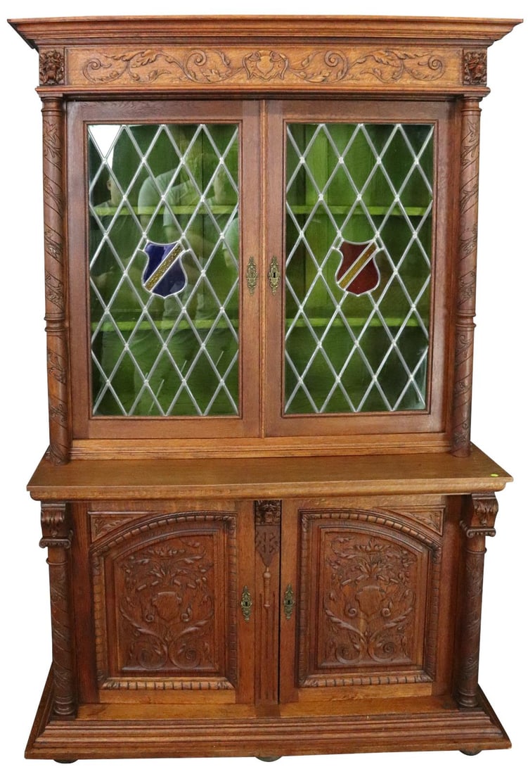 Mechelen Style Vintage Oak Bookcase with Glass Doors 1930: Mechelen Style Vintage Oak Bookcase with Glass Doors 1930 This vintage oak bookcase showcases the elegant Mechelen style, featuring beautiful glass doors that add a touch of sophistication to any room