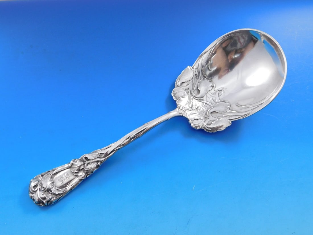 Durgin New Art Sterling Silver Berry Serving Spoon 9 3/4" Iris Design (1 of 7)