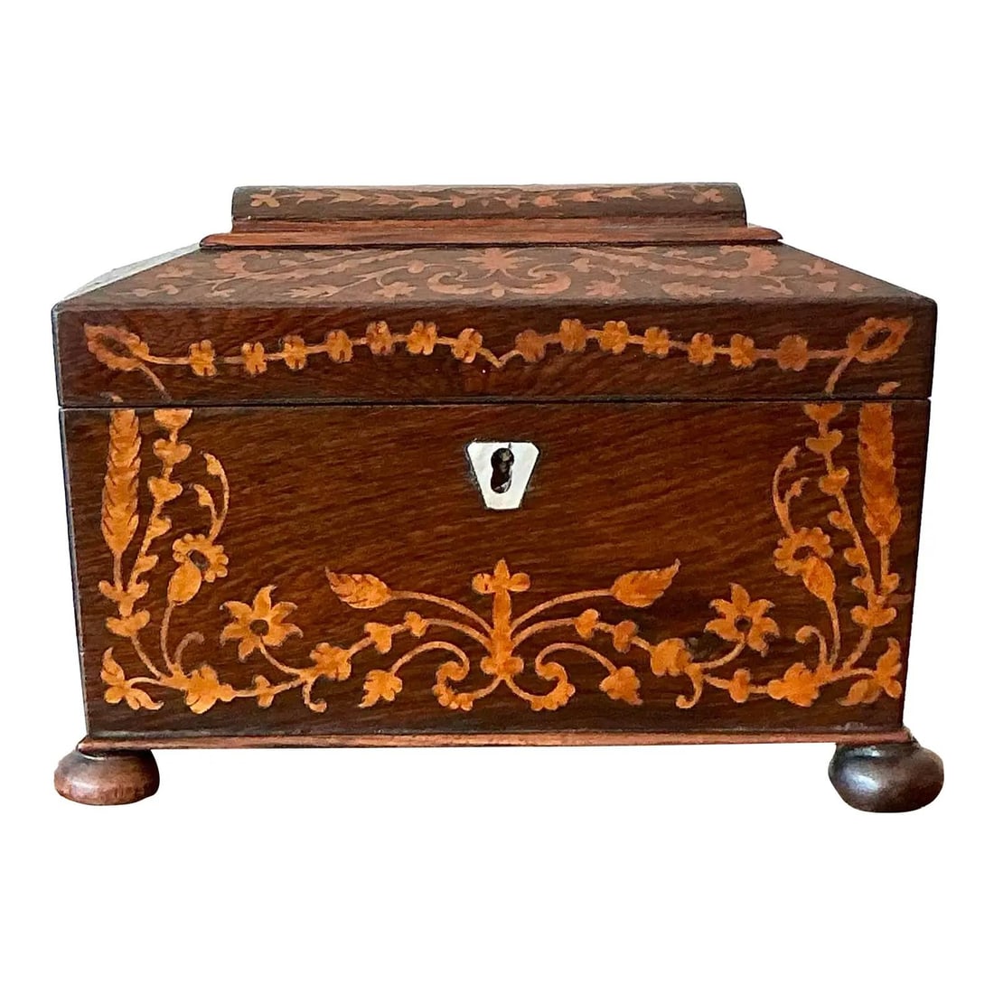 19th Century English Marquetry Inlaid Mahogany Box with Satinwood Floral Detail: 19th Century English Marquetry Inlaid Mahogany Box with Satinwood Floral Detail This 19th-century marquetry box reflects the refined elegance of the English Regency period. Expertly crafted from dark