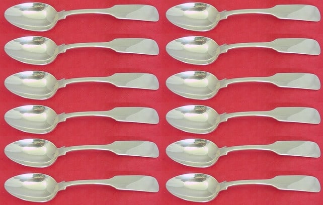 Gorham Old English Tipt Sterling Silver Teaspoon Set 12 Pieces 6 Inch: Gorham Old English Tipt Sterling Silver Teaspoon Set 12 Pieces 6 Inch This exquisite 12-piece set of Old English Tipt teaspoons by Gorham showcases timeless elegance and craftsmanship. Each spoon is