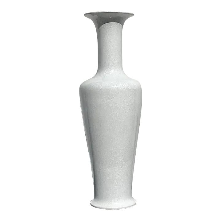 Vintage Coastal Alabaster Ceramic Tall Vase 42: Vintage Coastal Alabaster Ceramic Tall Vase 42 This elegant vintage Coastal tall ceramic vase features a stunning crackle glaze finish in a cool alabaster color. Perfect for enhancing any decor, it wa
