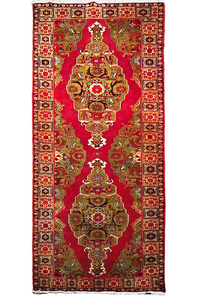 4'4 x 10'5 Red Semi-Antique Persian Heriz Runner Handmade: 4'4 x 10'5 Red Semi-Antique Persian Heriz Runner Handmade Free continental US Shipping Elevate your home decor with this stunning 4' 4" x 10' 5" Red Semi-Antique Persian Heriz Runner, expertly handcra