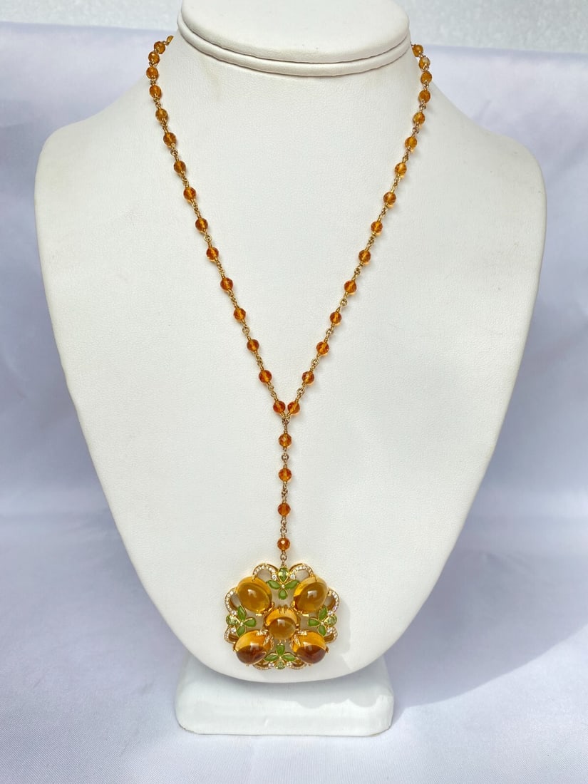Tiffany & Co 18K Yellow Gold Diamond Citrine Peridot Pendant Necklace Set: Tiffany & Co 18K Yellow Gold Diamond Citrine Peridot Pendant Necklace Set This exquisite necklace pendant from Tiffany & Co. showcases a stunning combination of 18K yellow gold, diamonds, citrine, and