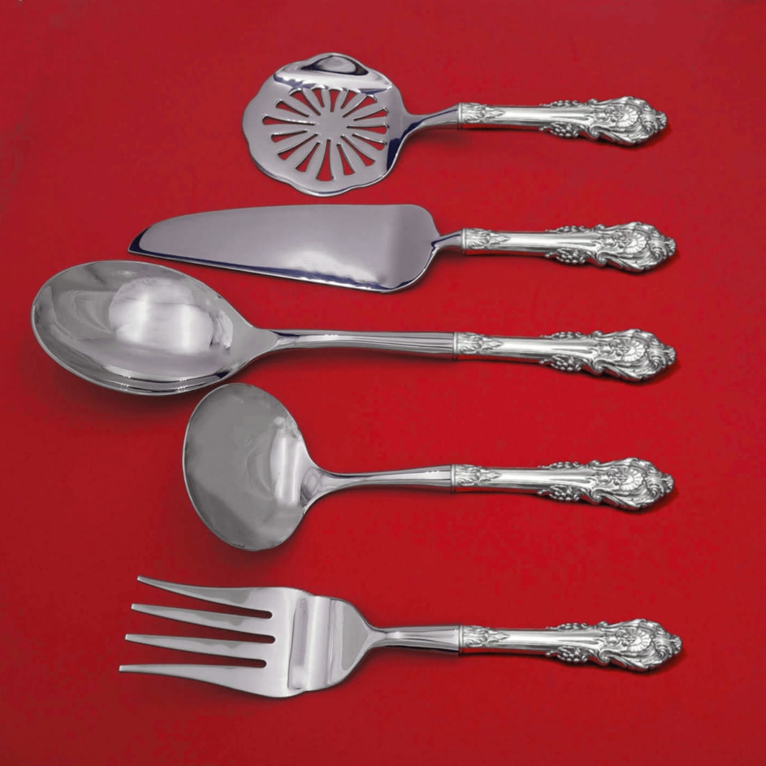 Sir Christopher Wallace Sterling Silver 5pc Thanksgiving Hostess Set: Sir Christopher Wallace Sterling Silver 5pc Thanksgiving Hostess Set Enhance your Thanksgiving celebrations with the Sir Christopher by Wallace Sterling Silver Hostess Set. This exquisite 5-piece serv