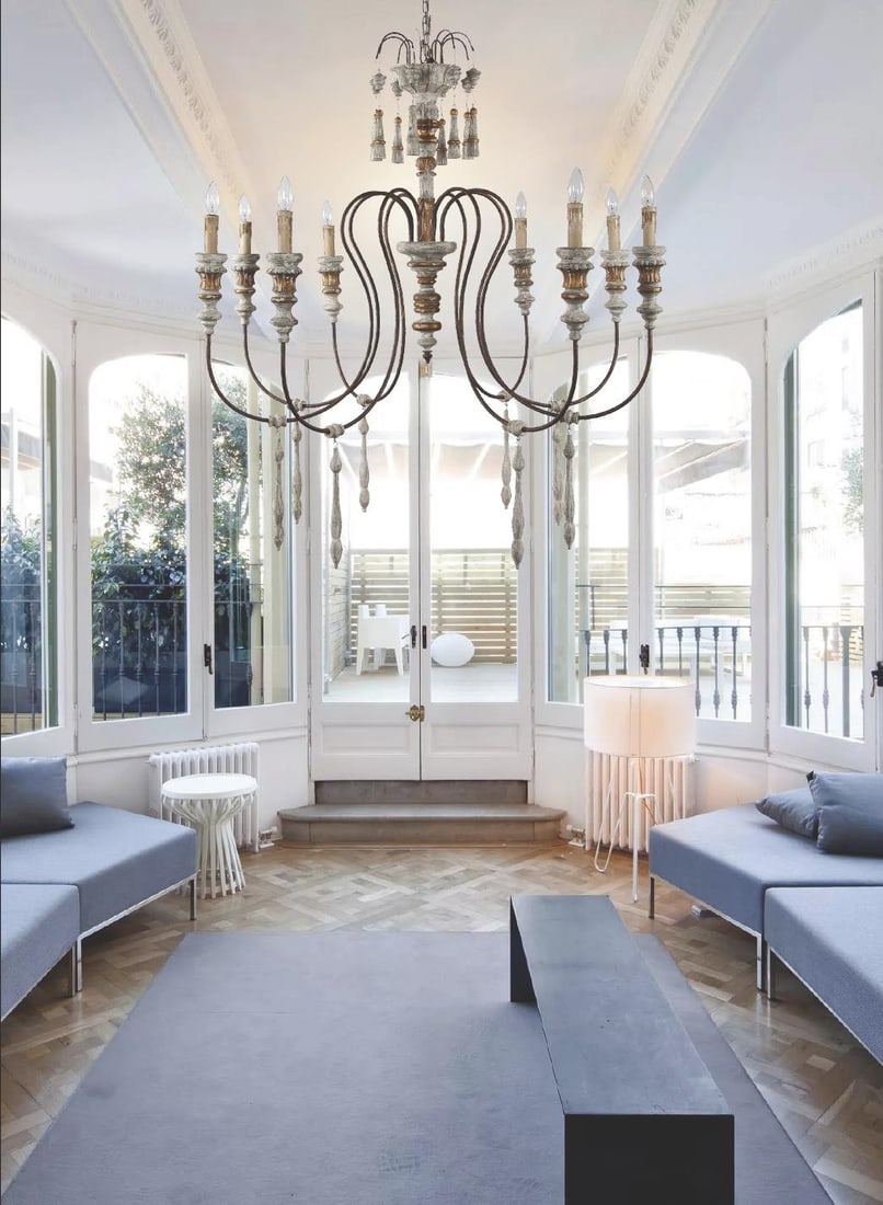 Terracotta Carlotta Bowl Chandelier 8-Light Rococo Style: Terracotta Carlotta Bowl Chandelier 8-Light Rococo Style Illuminate your space with the exquisite Carlotta Wood Chandelier, designed to bring an elegant ambiance to any room. This stunning bowl chande