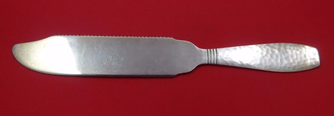 Allan Adler Swedish Modern Sterling Silver Cake Knife 10.5 Inch Heavily Hammered: Allan Adler Swedish Modern Sterling Silver Cake Knife 10.5 Inch Heavily Hammered This exquisite cake knife features a beautifully designed flat handle, embodying the Swedish Modern aesthetic by renown