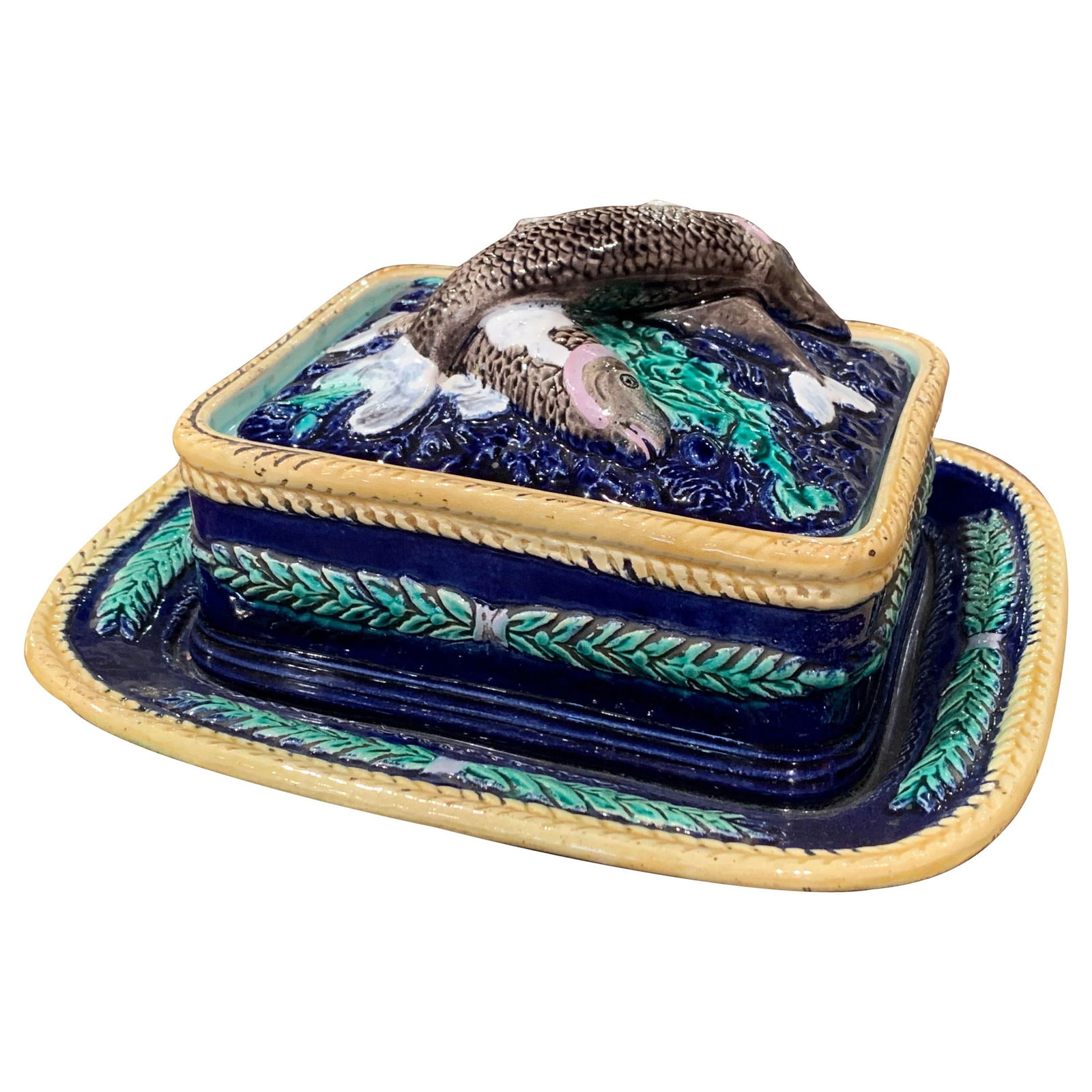 19th Century George Jones Majolica Sardine Box with Platter: 19th Century George Jones Majolica Sardine Box with Platter This exquisite 19th Century English Majolica Sardine Cover Box with Plate is attributed to George Jones & Sons and showcases the artistry of