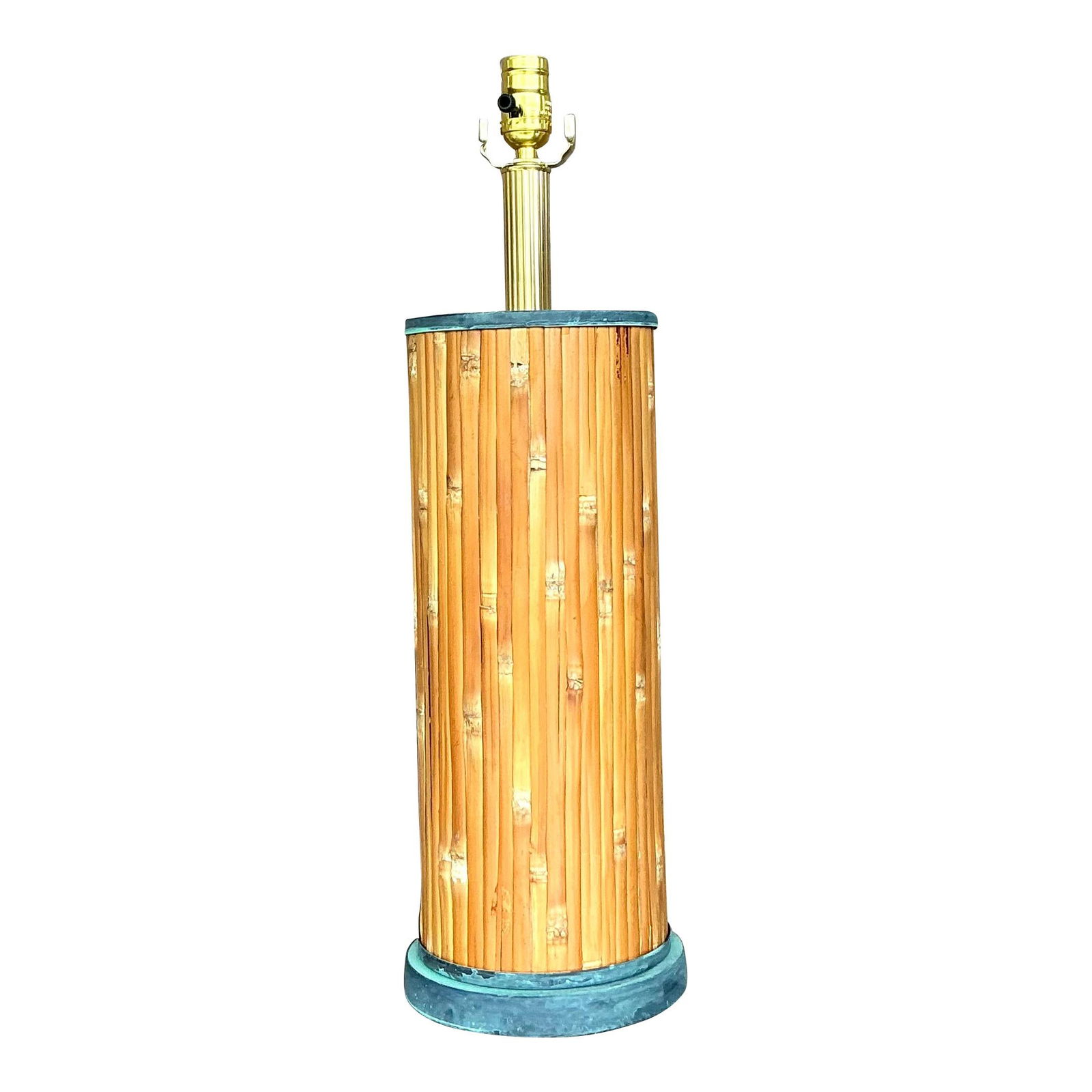 Vintage Coastal Split Reed Table Lamp with Brass Accents 24.75" Tall: Vintage Coastal Split Reed Table Lamp with Brass Accents 24.75" Tall Enhance your living space with this vintage coastal split reed table lamp, beautifully crafted to bring a touch of beach-inspired c
