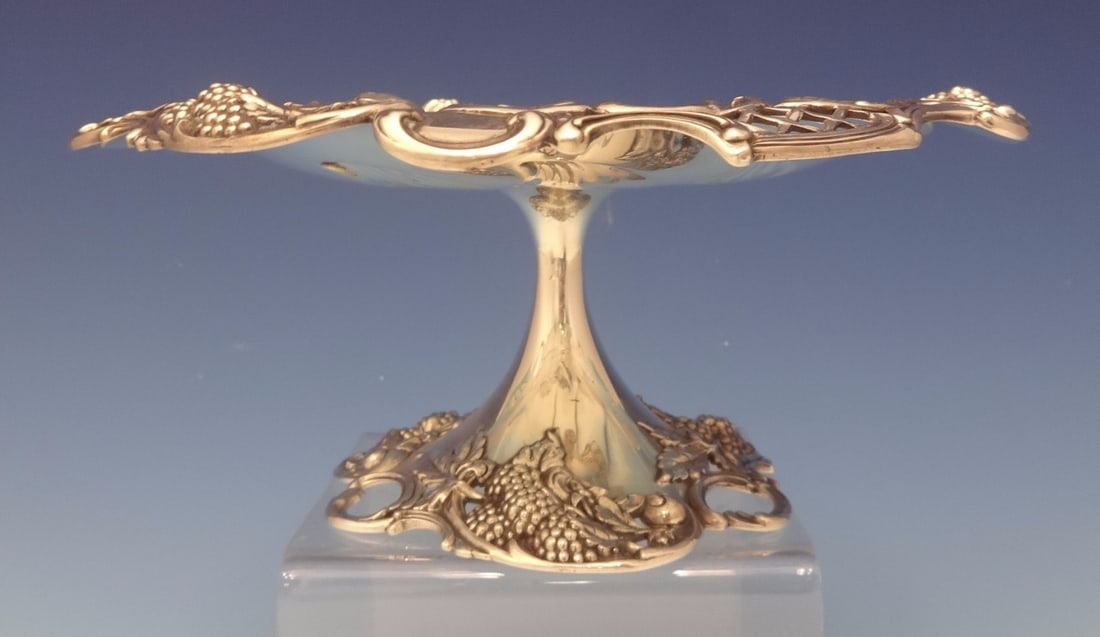 Tiffany & Co Blackberry Sterling Silver Tazza 3 1/4 Inch: Tiffany & Co Blackberry Sterling Silver Tazza 3 1/4 Inch Experience the elegance of the Blackberry Tazza by Tiffany & Co. This exquisite piece is crafted from sterling silver and showcases a beautiful