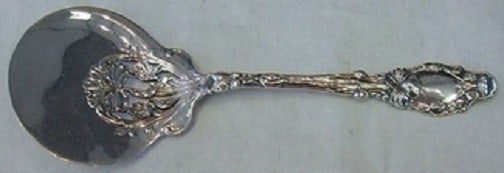 Gorham Virginiana Sterling Silver Cucumber Server 6 1/4 Inch Floral Design: Gorham Virginiana Sterling Silver Cucumber Server 6 1/4 Inch Floral Design Introducing the exquisite Virginiana Cucumber Server by Gorham, crafted from high-quality sterling silver. This stunning serv
