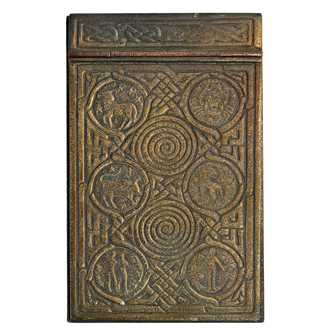 Tiffany Studios New York Art Deco Bronze Dore Notepad Holder 1080: Tiffany Studios New York Art Deco Bronze Dore Notepad Holder 1080 This exquisite Large Notepad by Tiffany Studios New York showcases the elegance of the Art Deco period. Crafted from bronze dore, this