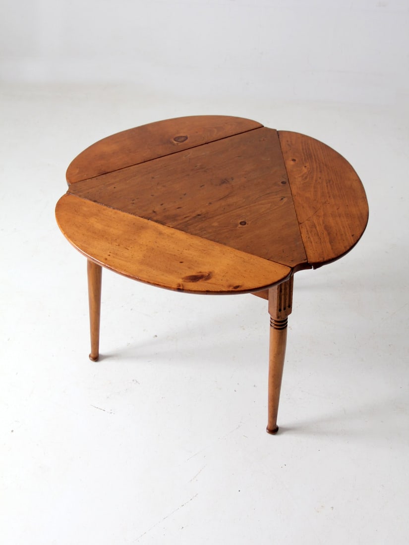 Vintage Mid Century Triangular Drop Leaf End Table - 10