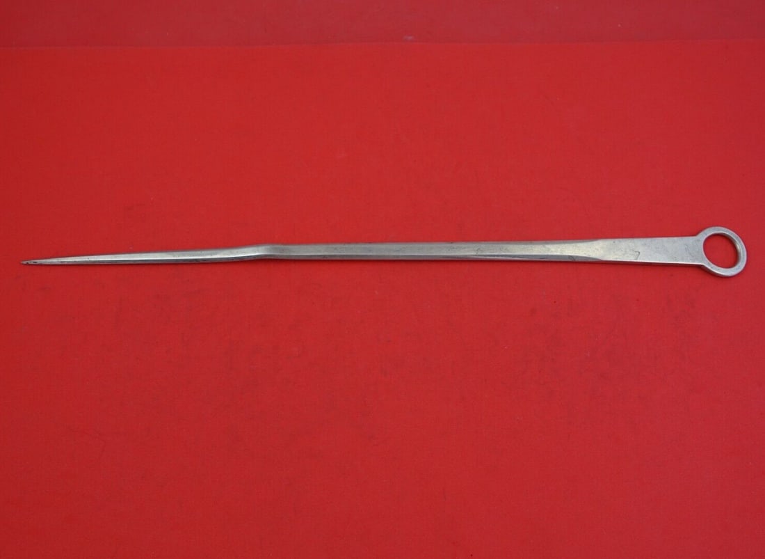 John Lampfert Georgian Sterling Silver Skewer 13 inches London 1759: John Lampfert Georgian Sterling Silver Skewer 13 inches London 1759 Discover a remarkable English Georgian skewer crafted by John Lampfert, dating back to circa 1759. This exquisite piece measures 13