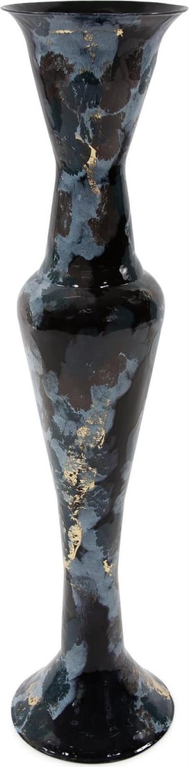 Howard Elliott Hand-Painted Ocean Beach Blue Iron Vase 36H: Howard Elliott Hand-Painted Ocean Beach Blue Iron Vase 36H Add a touch of coastal elegance to your home with this Hand-Painted Ocean Beach Blue Iron Vase. Standing at 36 inches tall and featuring a ha