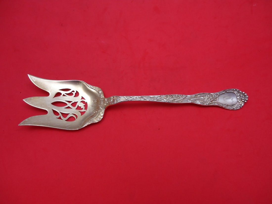 Gorham Meadow Sterling Silver Salad Serving Fork Gold Wash 10.5 Inch: Gorham Meadow Sterling Silver Salad Serving Fork Gold Wash 10.5 Inch This exquisite salad serving fork from the Meadow pattern by Gorham is crafted from high-quality sterling silver and features a lux