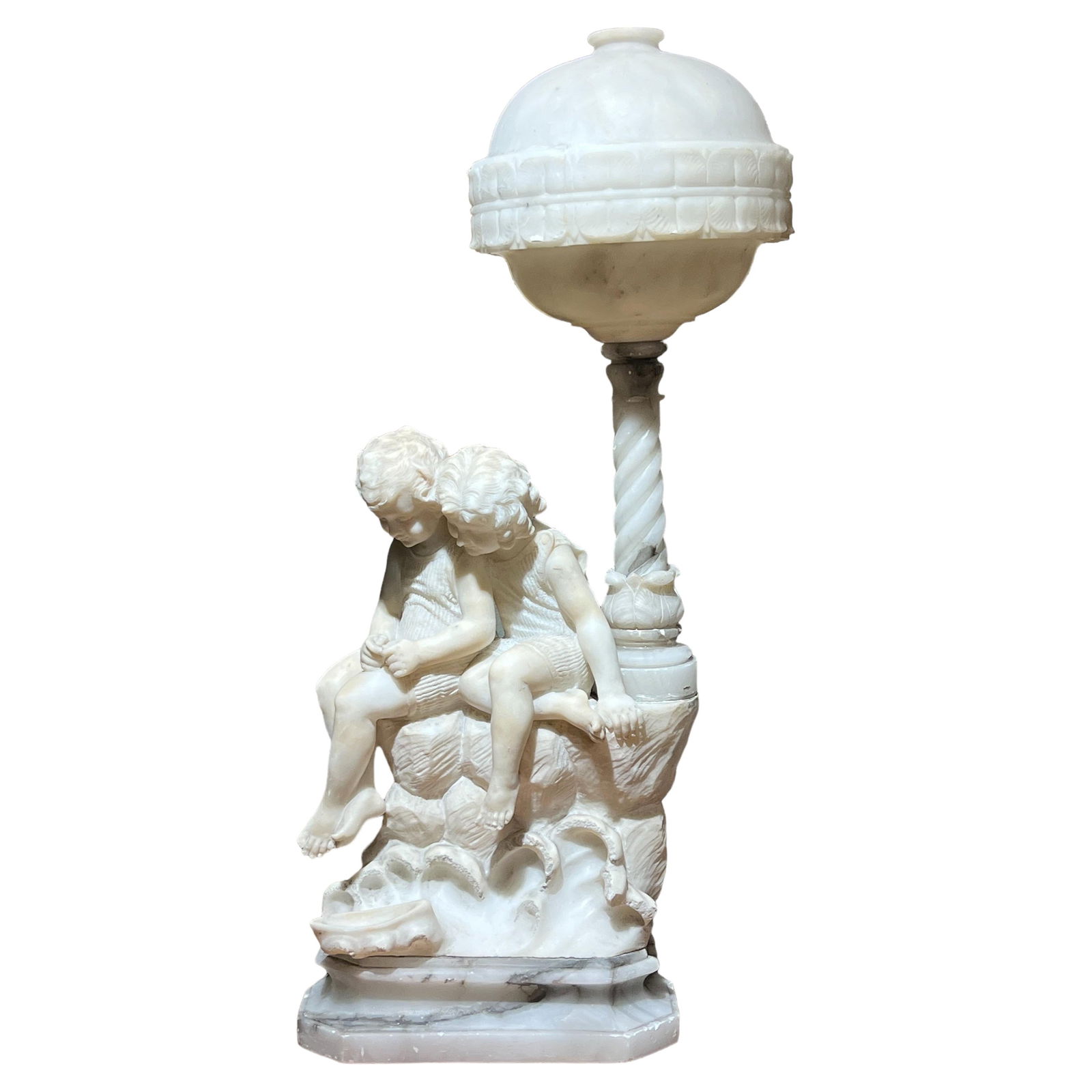 Italian Alabaster Art Deco Lamp Sculpted by Gaspar Mascagni: Italian Alabaster Art Deco Lamp Sculpted by Gaspar Mascagni This Art Deco Italian alabaster lamp is a finely hand-carved piece attributed to Gaspar Mascagni, depicting a young boy and girl. Signed by
